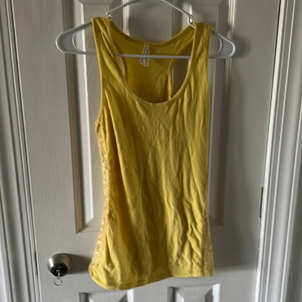 Color Story Womens laced tank
